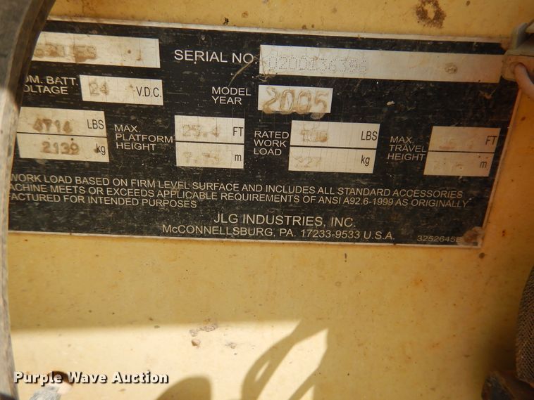 image for item HU9509 2005 JLG 2630ES  scissor lift