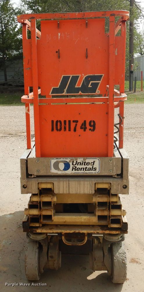 image for item HU9510 2007 JLG 1930ES  scissor lift
