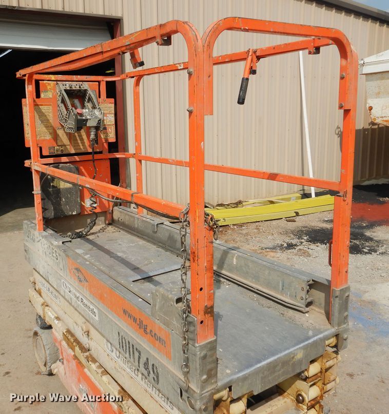 image for item HU9510 2007 JLG 1930ES  scissor lift
