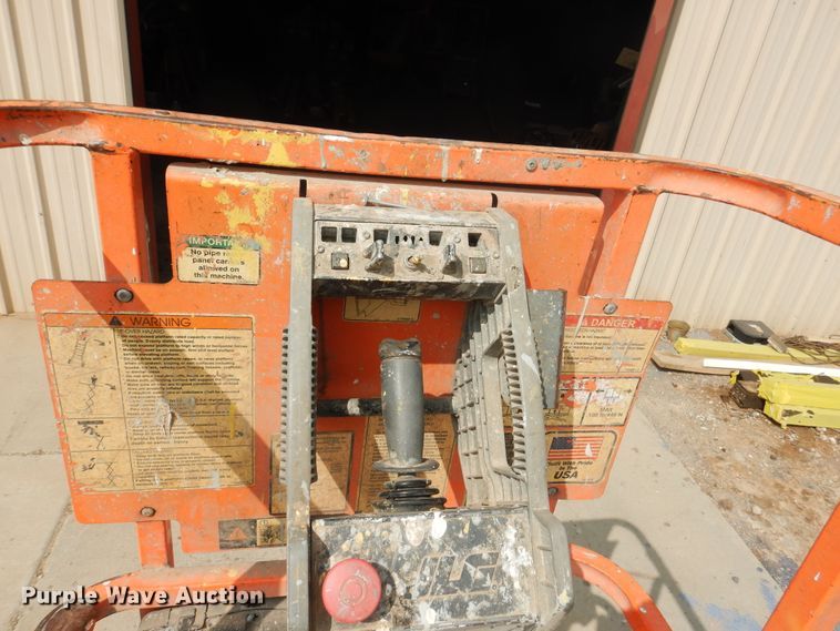 image for item HU9510 2007 JLG 1930ES  scissor lift