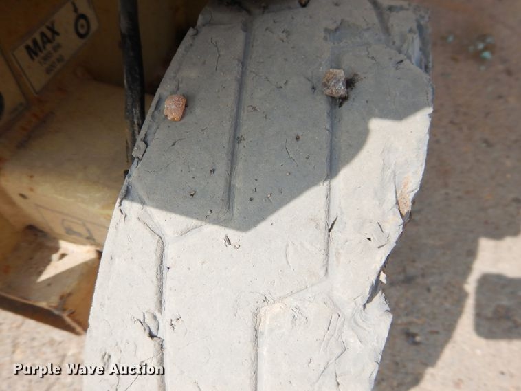 image for item HU9510 2007 JLG 1930ES  scissor lift