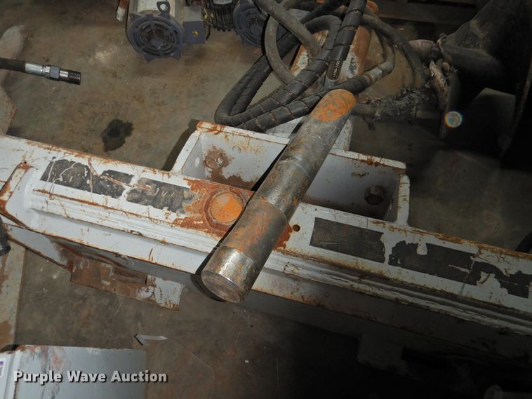 image for item HU9516 FRD FX55QT skid steer breaker