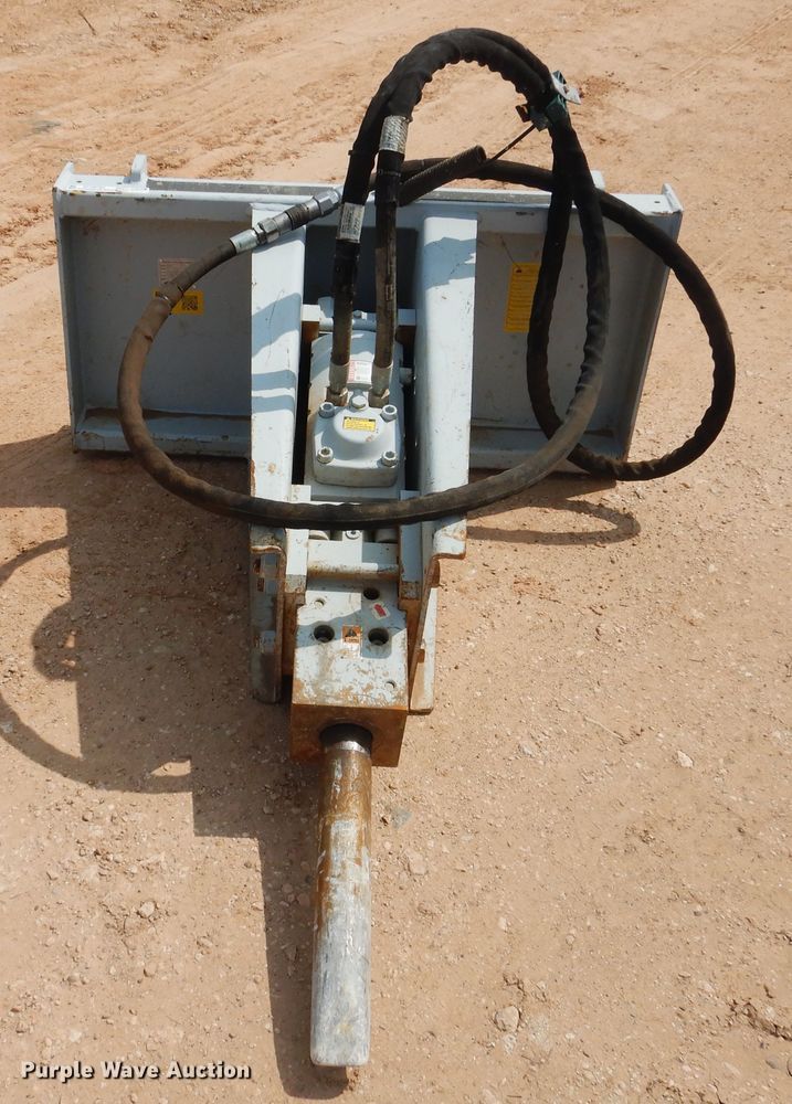 image for item HU9518 FRD F6SS skid steer breaker