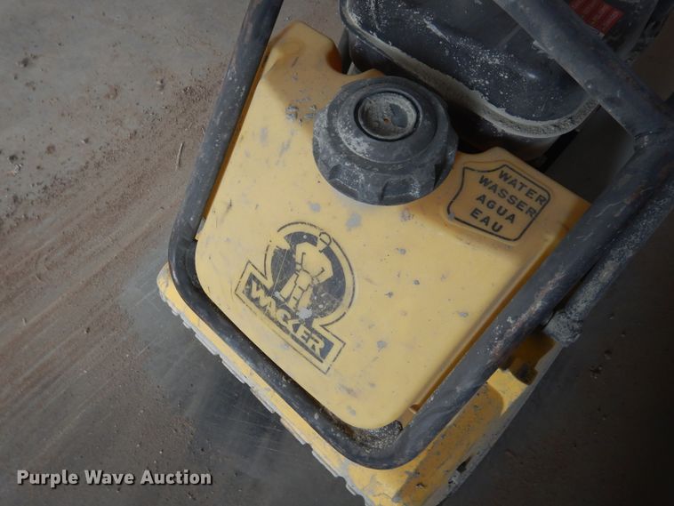 image for item HU9524 2008 Wacker Neuson WP1550AW plate compactor