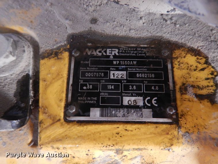 image for item HU9524 2008 Wacker Neuson WP1550AW plate compactor