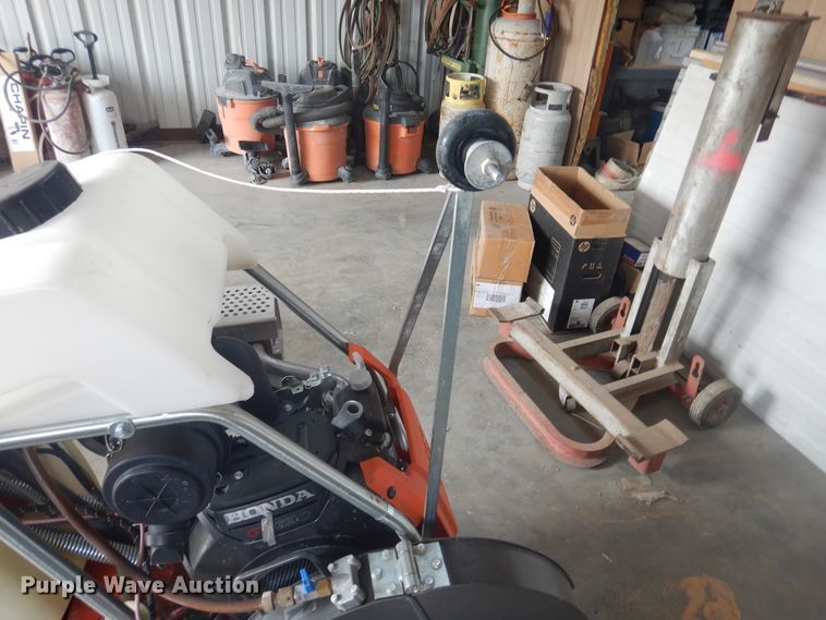 image for item HU9531 Husqvarna concrete saw