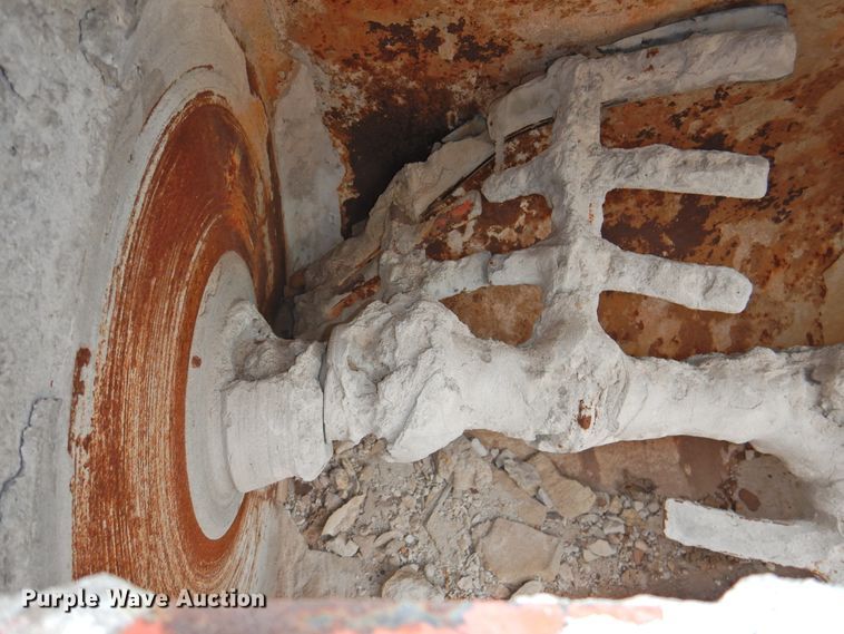 image for item HU9548 Essick 120W concrete mixer