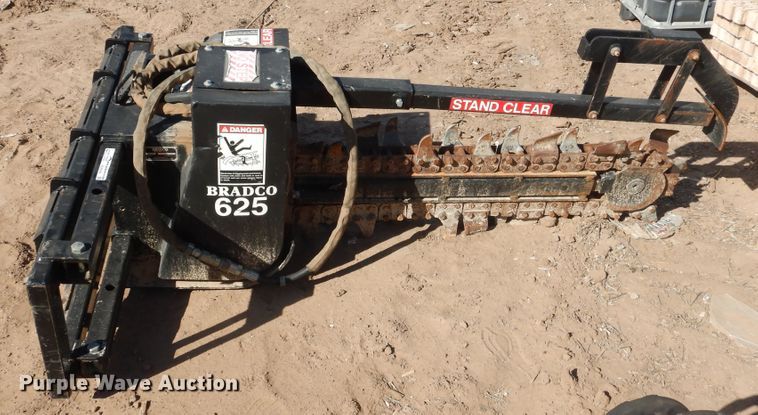 image for item HU9598 Bradco 625 skid steer trencher