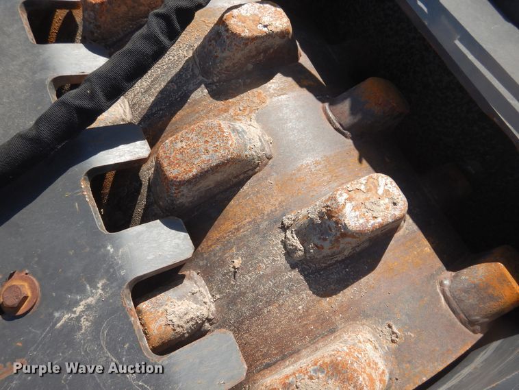 image for item HU9599 2015 Bradco VRP73 skid steer vibratory roller