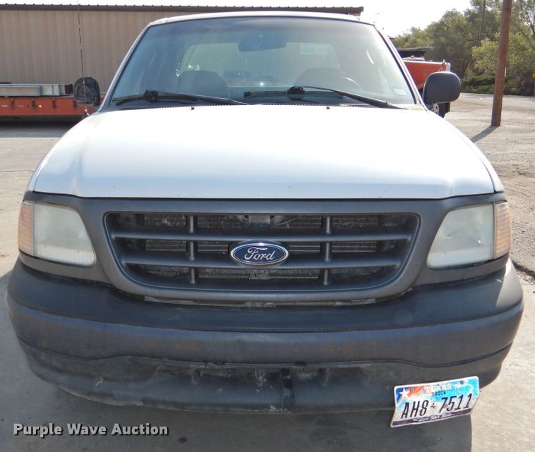 image for item HU9601 2003 Ford F150  SuperCab pickup truck