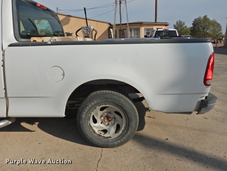 image for item HU9601 2003 Ford F150  SuperCab pickup truck