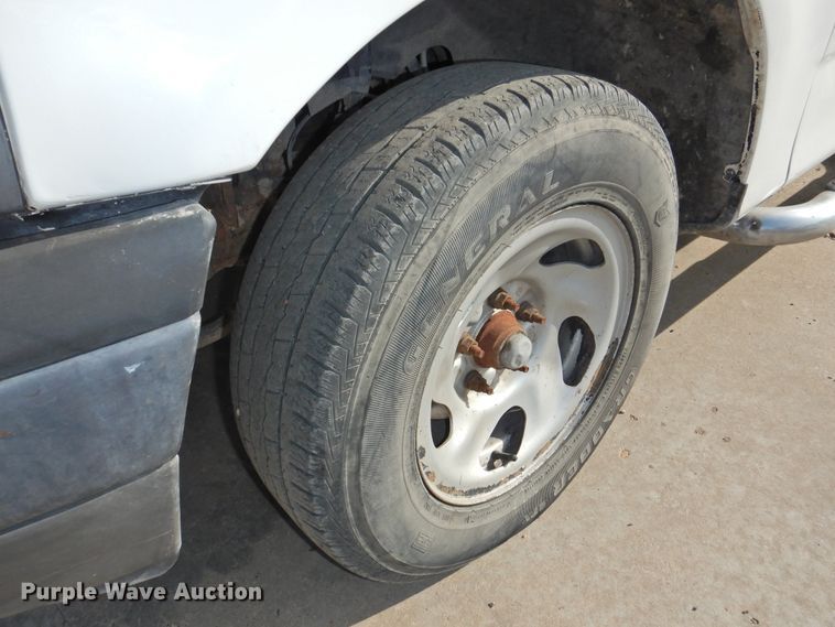 image for item HU9601 2003 Ford F150  SuperCab pickup truck