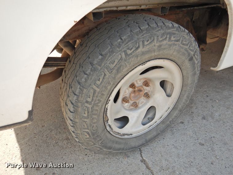 image for item HU9601 2003 Ford F150  SuperCab pickup truck