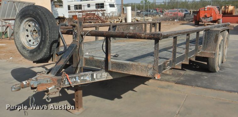 image for item HU9602 2009 Texas Bragg utility trailer