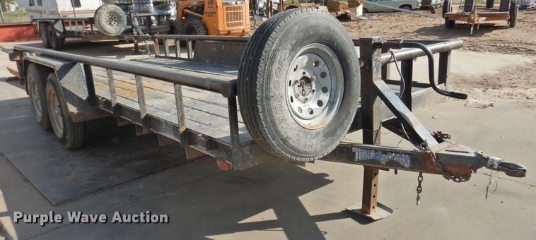 image for item HU9602 2009 Texas Bragg utility trailer