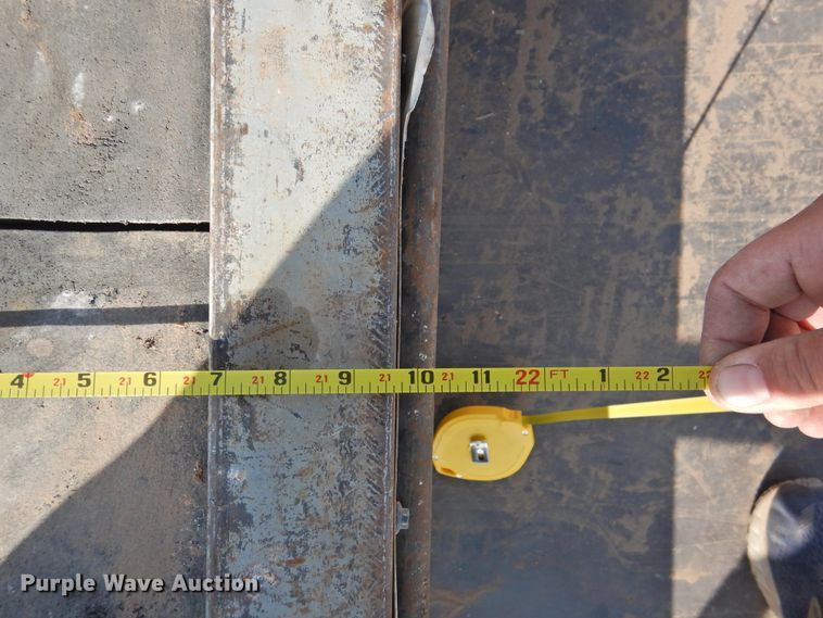 image for item HU9602 2009 Texas Bragg utility trailer