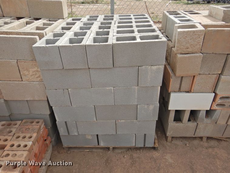 image for item HU9603 (14) pallets of brick