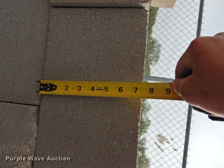 image for item HU9603 (14) pallets of brick