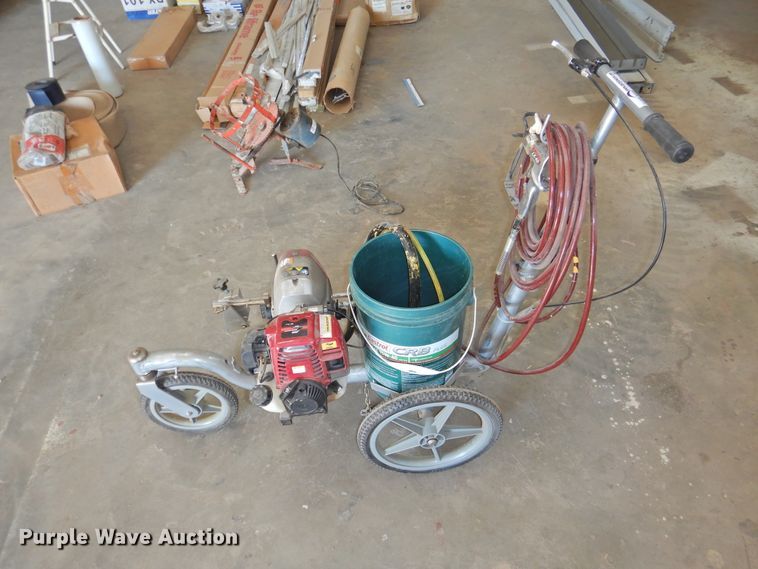 image for item HU9609 Titan Speeflo PowerLiner 850 paint striper