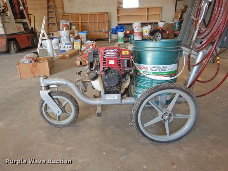 image for item HU9609 Titan Speeflo PowerLiner 850 paint striper