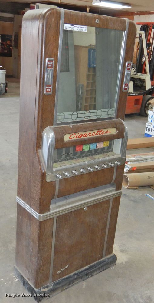 image for item HU9610 National cigarette vending machine