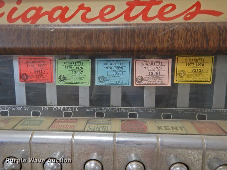 image for item HU9610 National cigarette vending machine