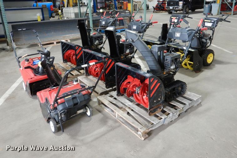 image for item AF9948 (7) snow blowers