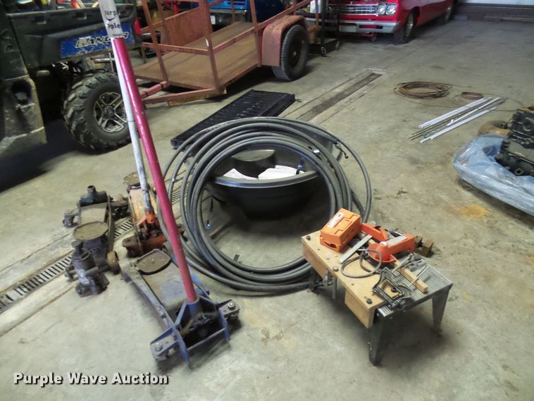 image for item DC2910 Tools