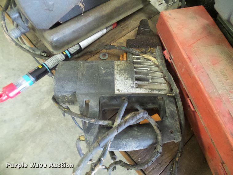 image for item DC2911 Tools