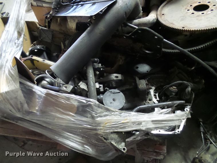 image for item DC2912 (2) Cummins 5.9L L6 diesel engines