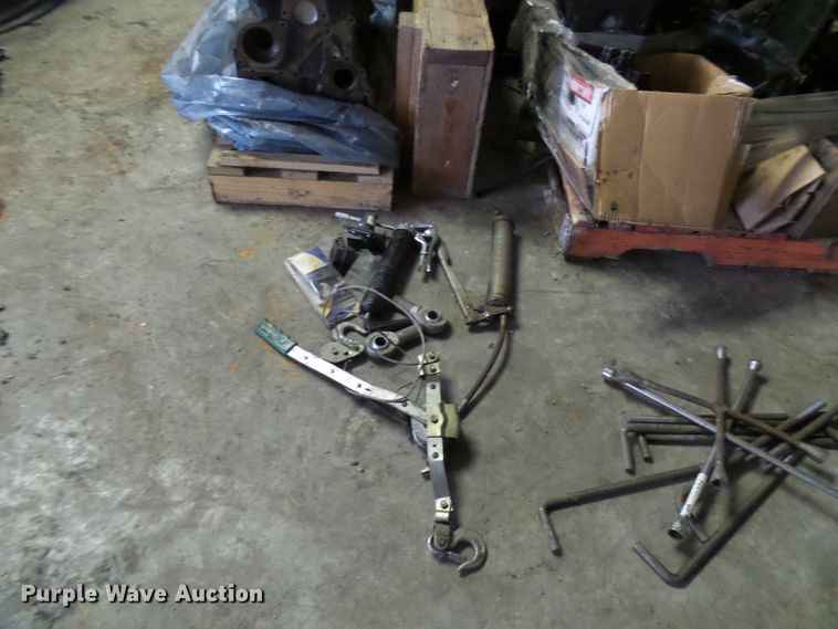 image for item DC2912 (2) Cummins 5.9L L6 diesel engines