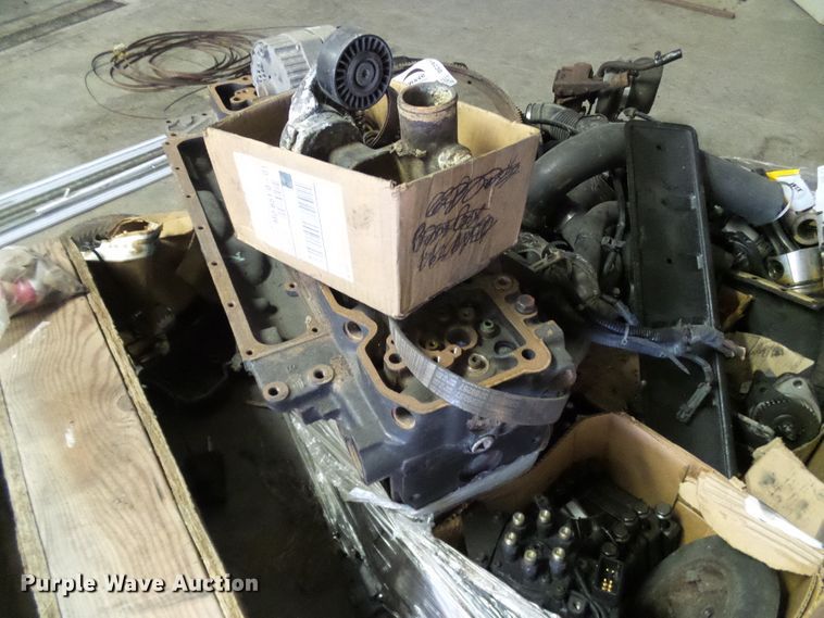 image for item DC2912 (2) Cummins 5.9L L6 diesel engines