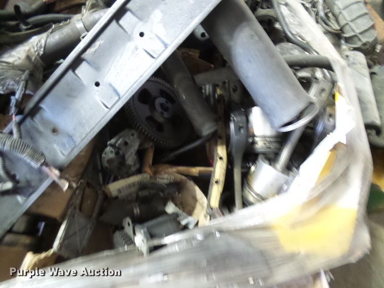 image for item DC2912 (2) Cummins 5.9L L6 diesel engines