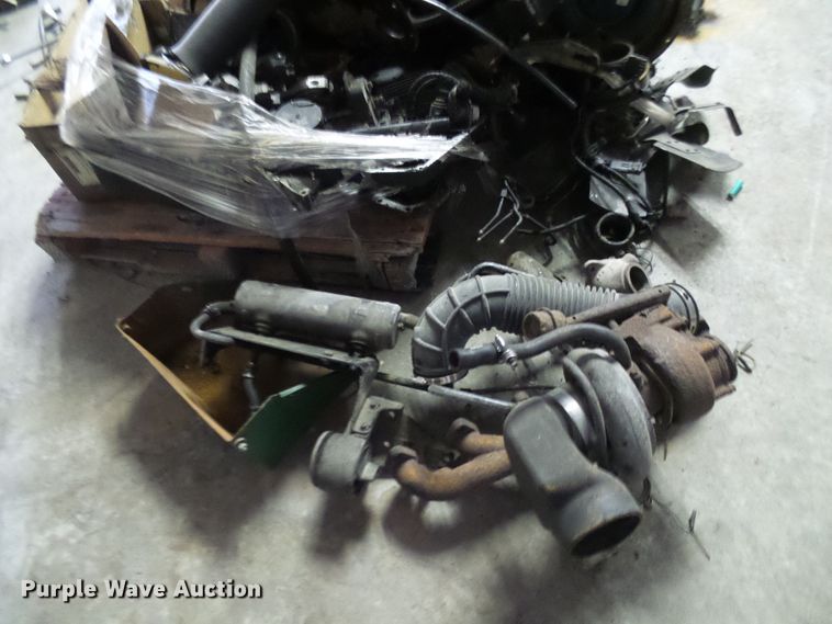 image for item DC2912 (2) Cummins 5.9L L6 diesel engines