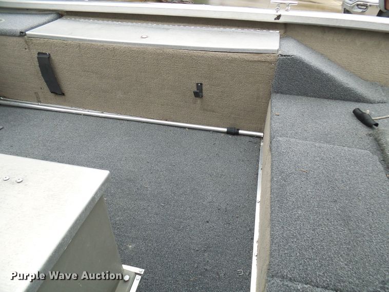 image for item DC2914 2002 Tracker Pro Crappie 175  boat