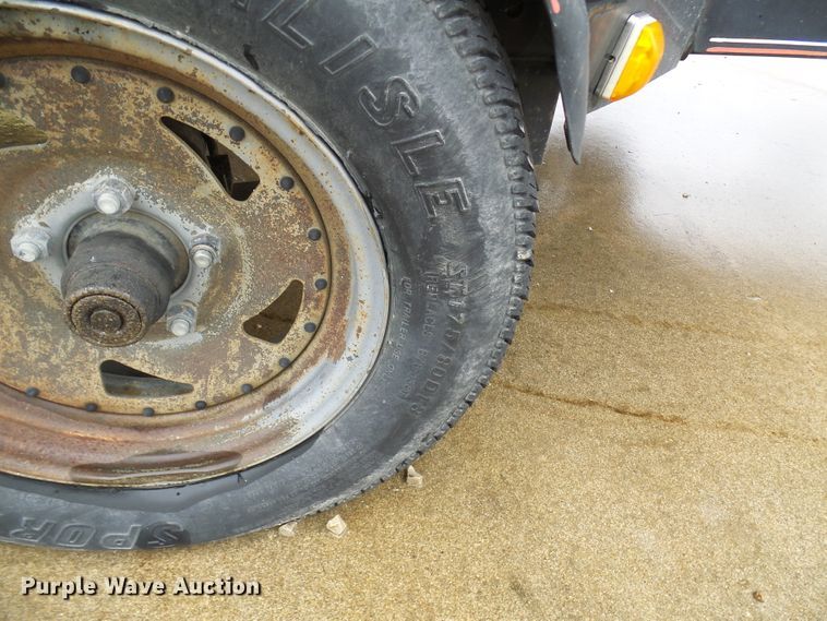 image for item DC2914 2002 Tracker Pro Crappie 175  boat