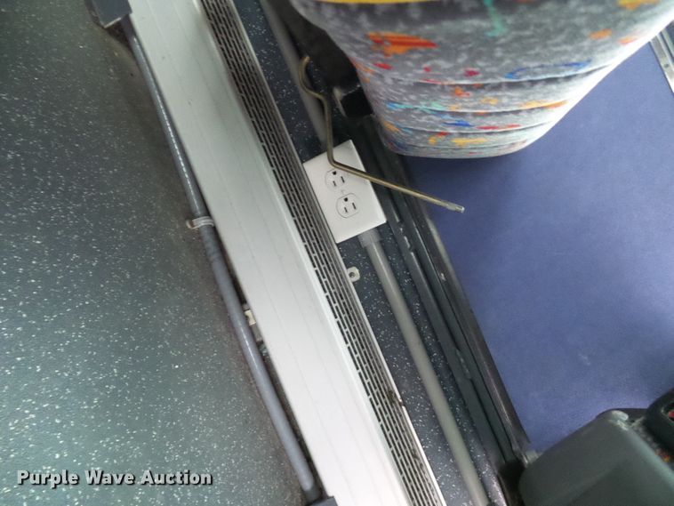 image for item DC2928 2010 Tesma TS35C  coach bus