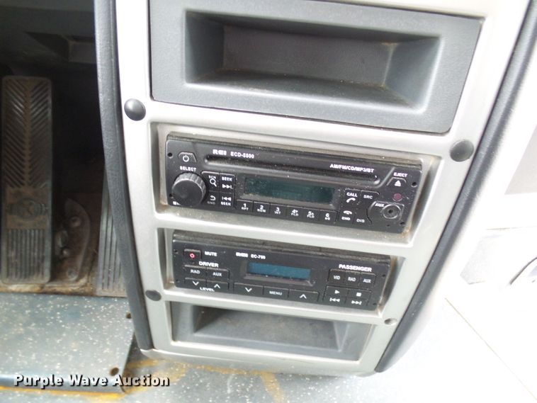 image for item DC2928 2010 Tesma TS35C  coach bus