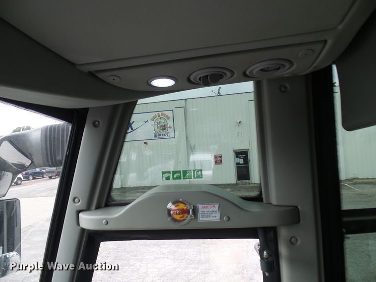 image for item DC2928 2010 Tesma TS35C  coach bus