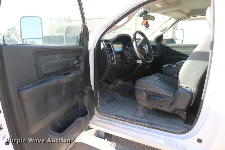 image for item DD6154 2016 Dodge Ram 5500  truck cab and chassis