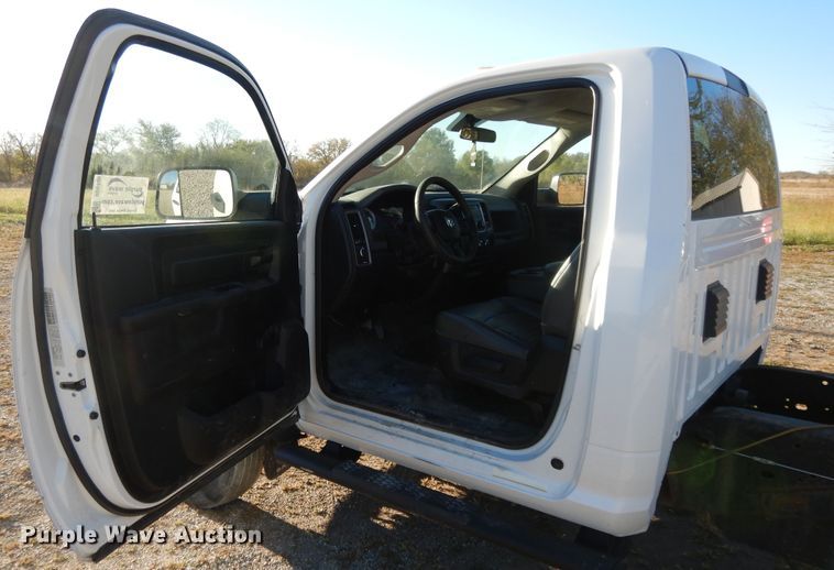 image for item DD6695 2015 Dodge Ram 5500  truck cab and chassis