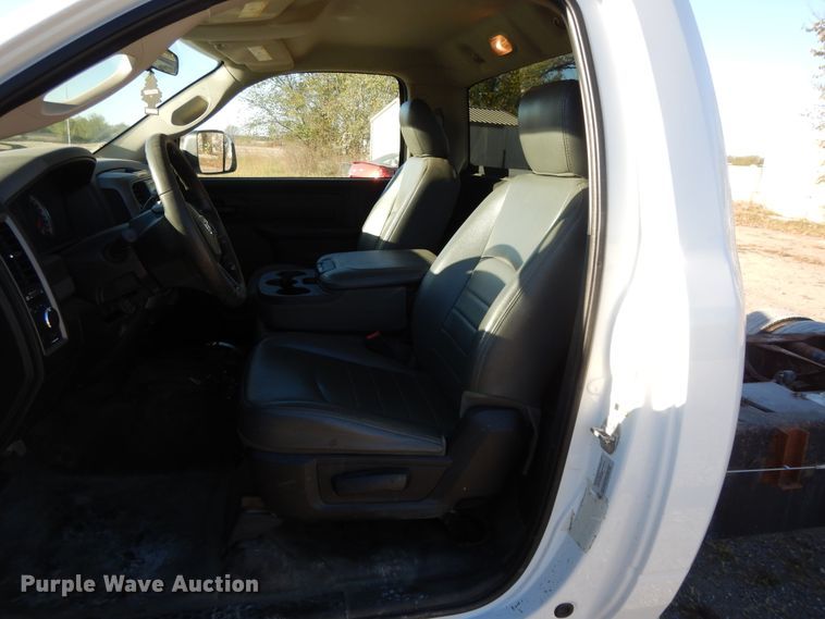 image for item DD6695 2015 Dodge Ram 5500  truck cab and chassis