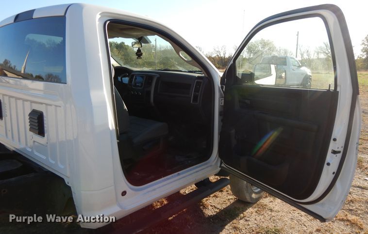 image for item DD6695 2015 Dodge Ram 5500  truck cab and chassis