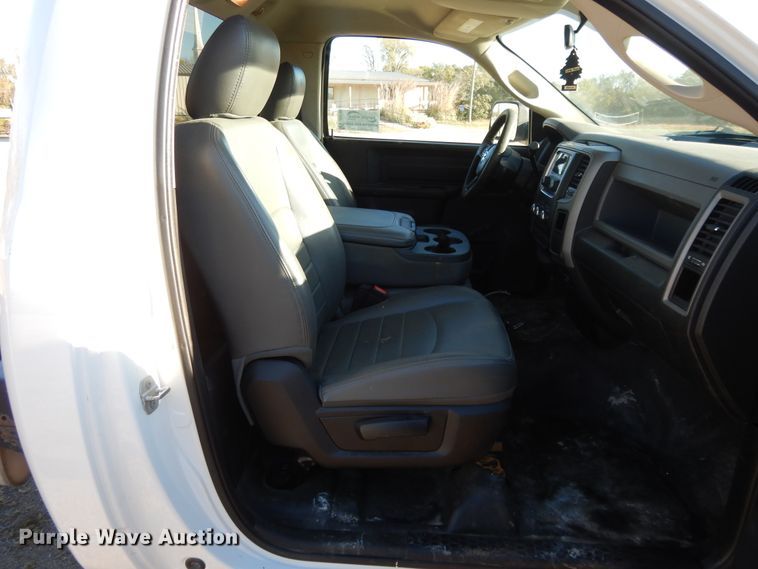 image for item DD6695 2015 Dodge Ram 5500  truck cab and chassis