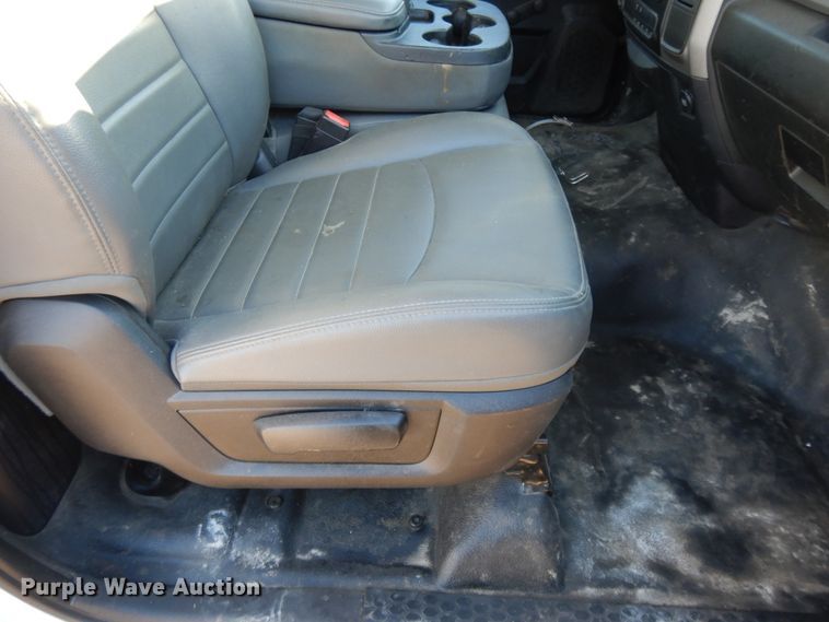 image for item DD6695 2015 Dodge Ram 5500  truck cab and chassis