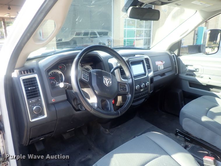 image for item DE0844 2014 Dodge Ram 4500  truck cab and chassis