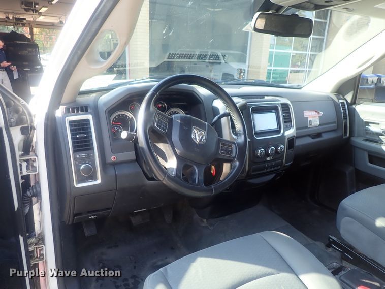 image for item DE0844 2014 Dodge Ram 4500  truck cab and chassis