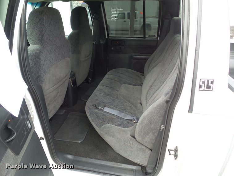 image for item DF0930 2002 GMC Sonoma  Crew Cab pickup truck