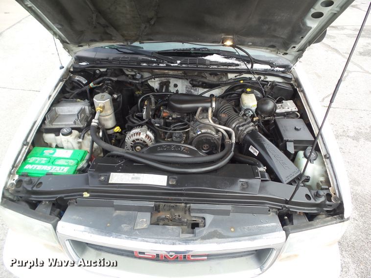 image for item DF0930 2002 GMC Sonoma  Crew Cab pickup truck