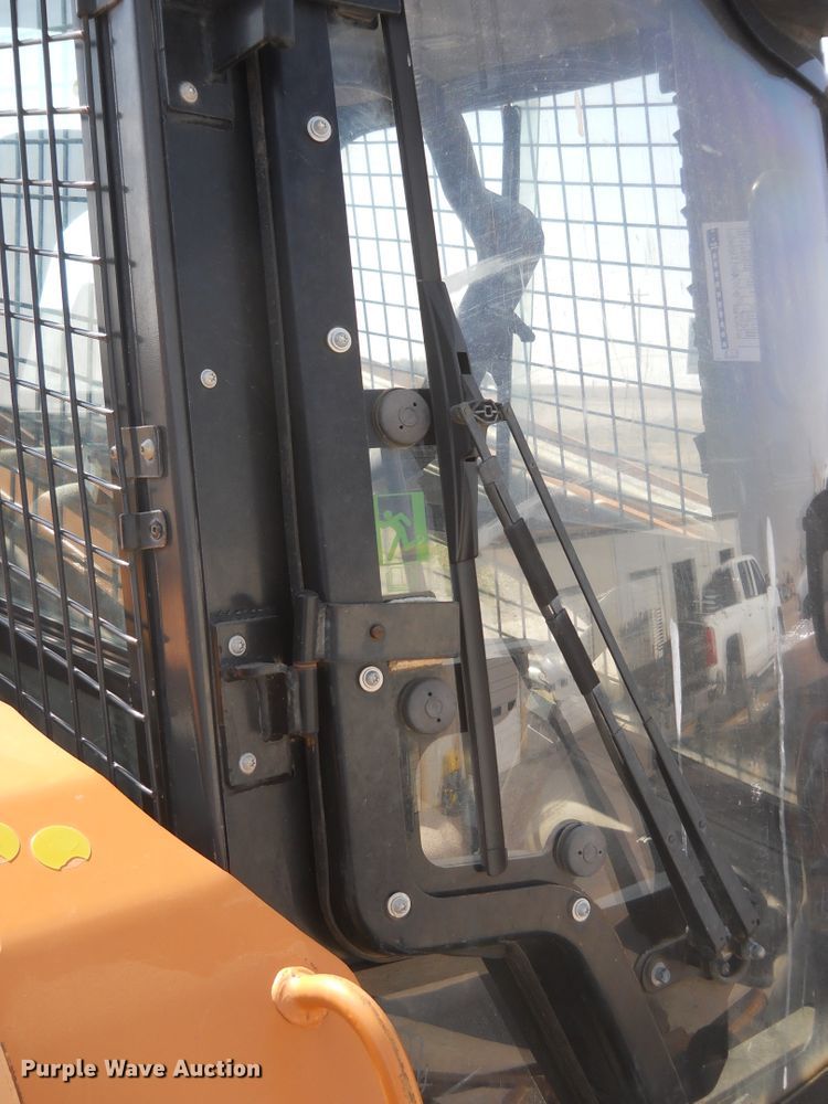 image for item DF4517 2015 Case SR270  skid steer loader